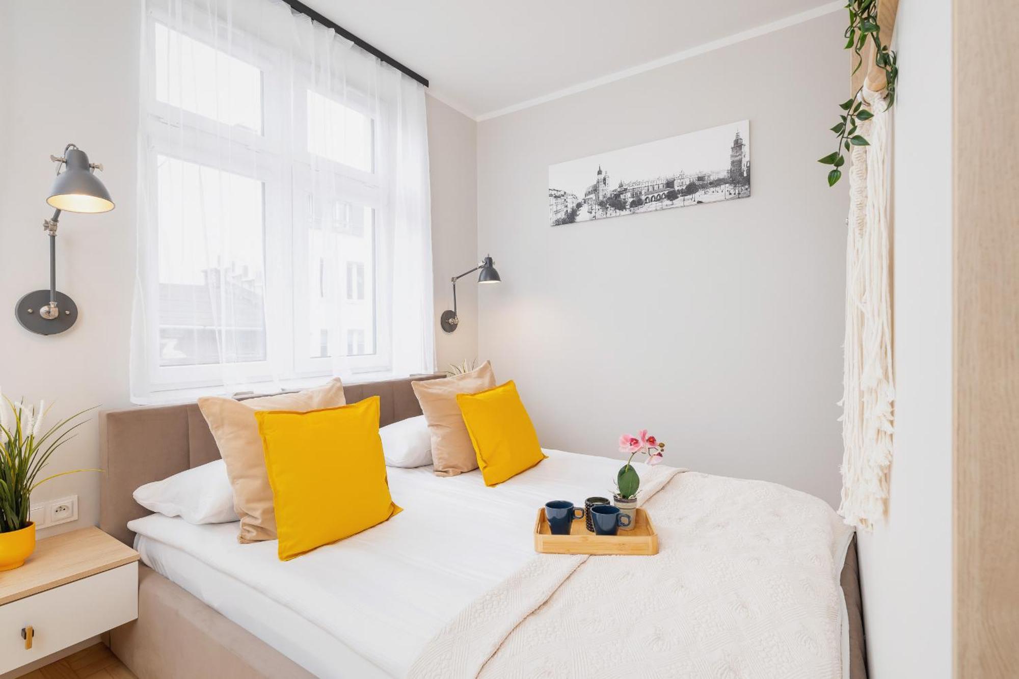 Apartment Warszauera Z Klimatyzacja Na Krakowskim Kazimierzu By Renters *