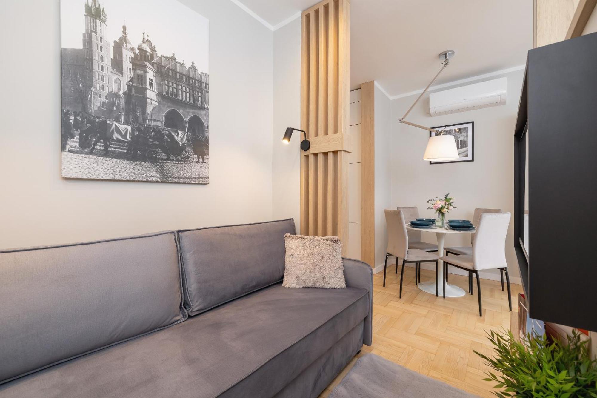 Warszauera Z Klimatyzacja Na Krakowskim Kazimierzu By Renters Apartment Krakow